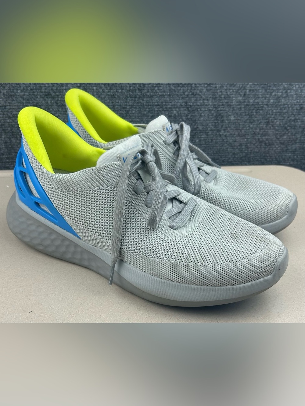 Kizik Athens Women's Size 9.5 Men’s 8 Slip on Comfort